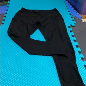 ODODOS Black leggings w/pockets NWOT Large